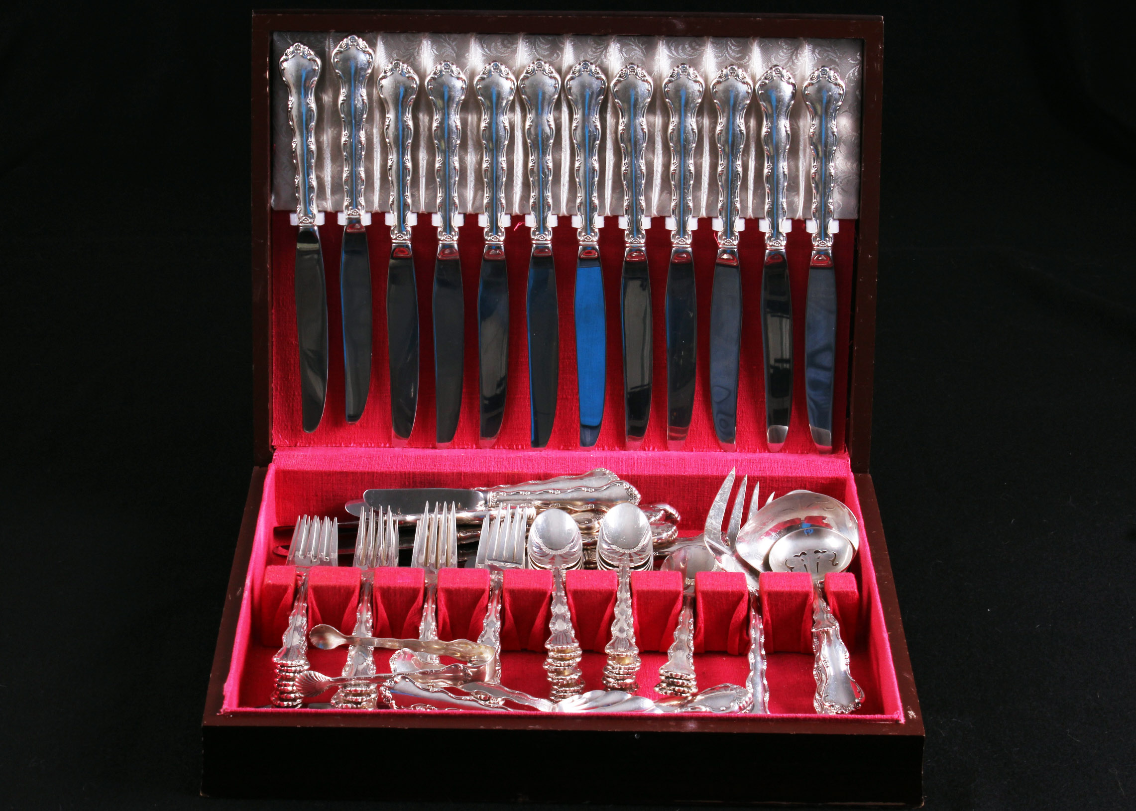 Sterling Reed and Barton Mirrorstele Flatware Set EBTH